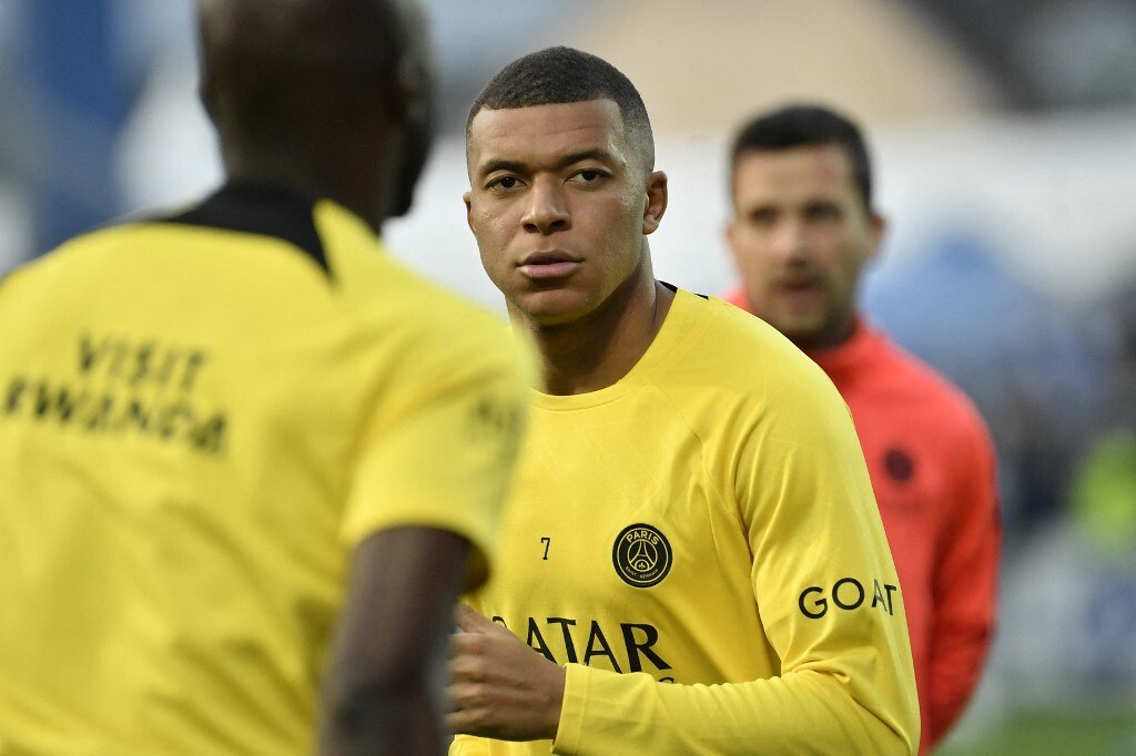 Saiba o que significa a comemoração de Mbappé, estrela da França e do PSG -  Esportes - R7 Lance