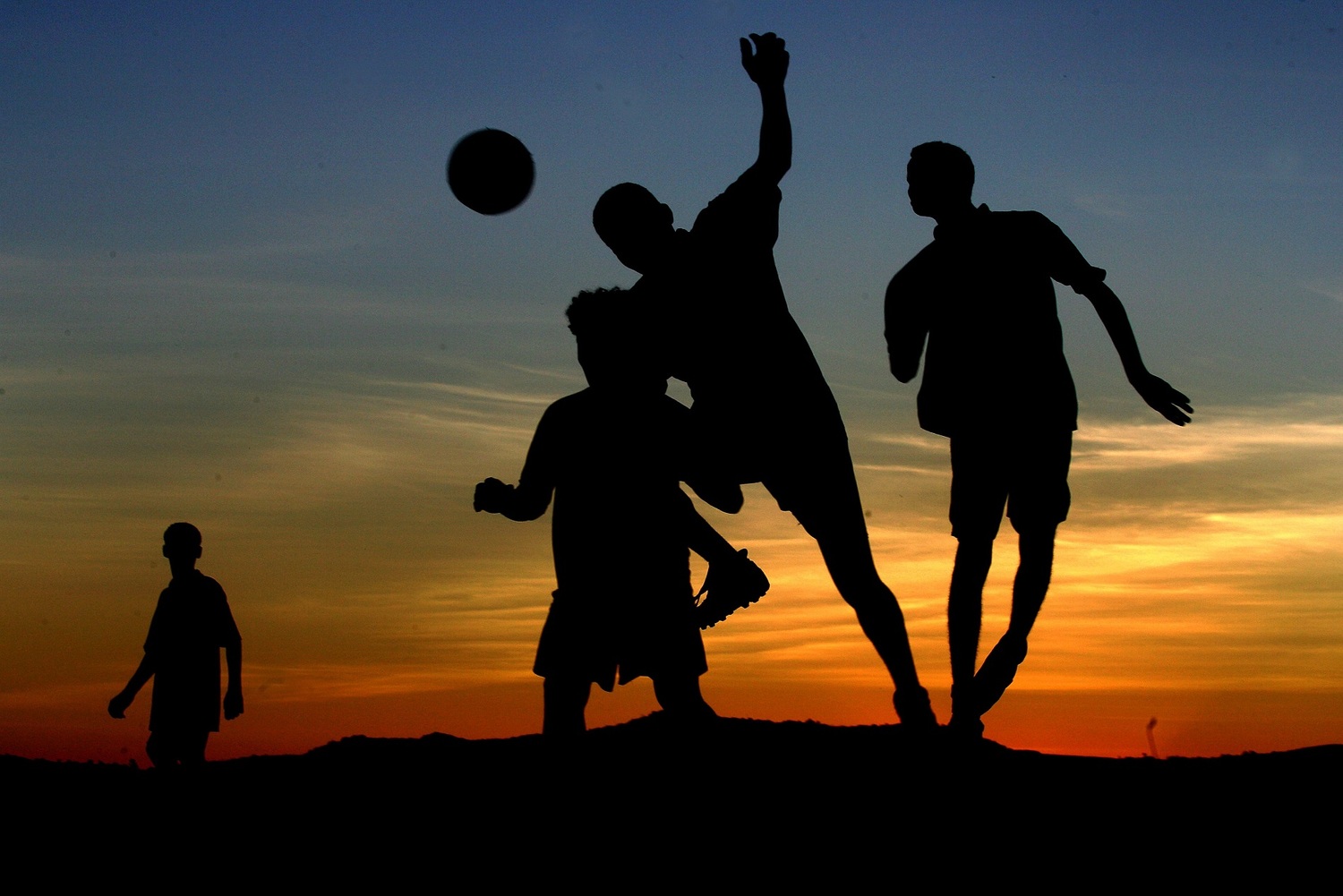 O futebol na periferia: entre a várzea e o sonho (Agência Estado)