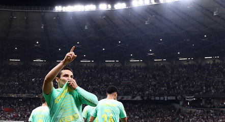 Raphael Veiga em partida pelo Palmeiras
