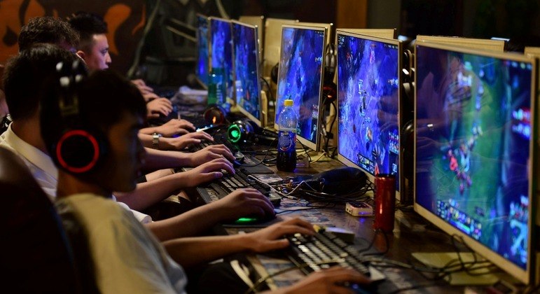 China limitou drasticamente o tempo que os menores podem dedicar aos videogames