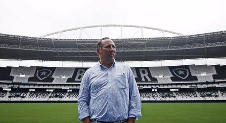Textor contratou estudo para apontar supostos erros de arbitragem a favor do Palmeiras, mas esqueceu os possíveis erros contrários ao Palestra