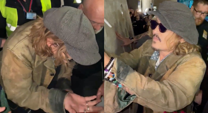 Johnny Depp aparece após julgamento distribuindo autógrafos
