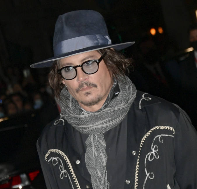 Johnny Depp está namorando advogada que o defendeu em processo