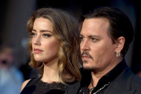 Johnny Depp  e Amber Heard travam várias batalhas na justiça