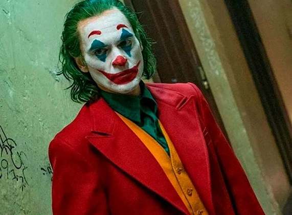 “Joker: Folie à Deux”, a continuação de “Coringa” (2019), é outro filme desse selo com estreia programada: 4 de outubro de 2024. Os atores Joaquin Phoenix e Lady Gaga já estão confirmados no longa.