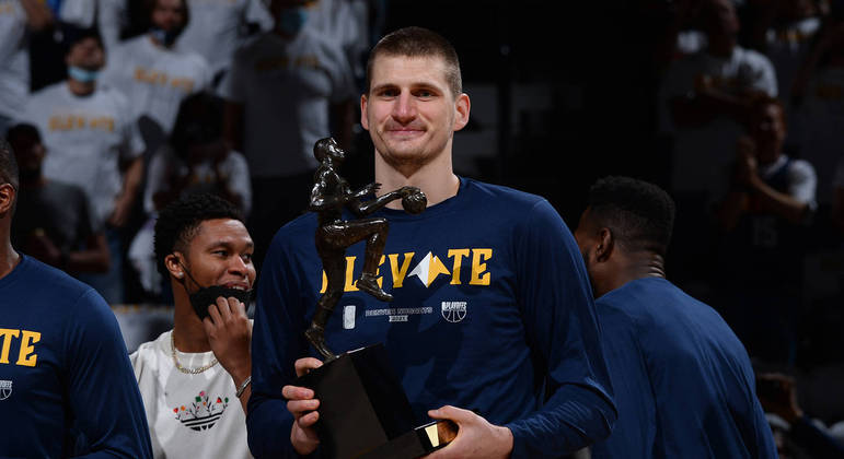 Jokic faz história na NBA - Hora do Gol Esportes