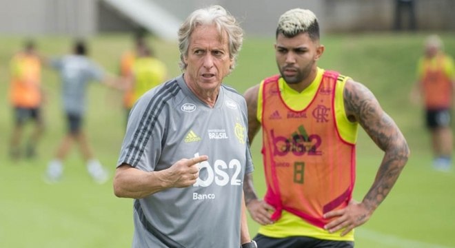Sem medo de cobrar as estrelas. Com ele, Neymar seria 'mais um'