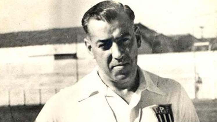 JORGE JORECA - O português foi tricampeão paulista pelo São Paulo na década de 1940.