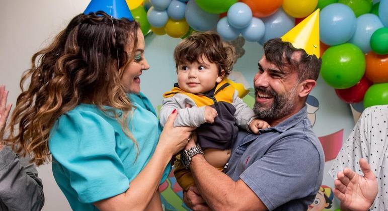 Jorge Sousa e Laura Keller são pais de Jorge Emanuel, de 1 ano e 6 meses
