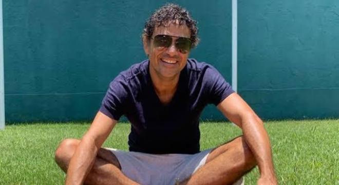 Vercillo desistiu do futebol para realizar o sonho de viver de música (Arquivo Pessoal)