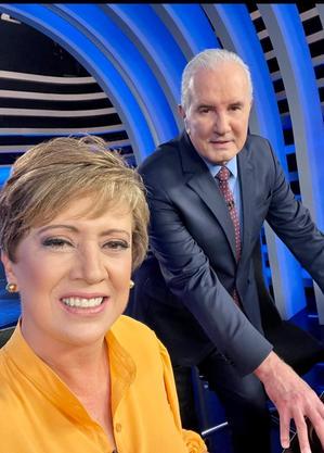 Christina Lemos e Celso Freitas apresentam o "Jornal da Record"