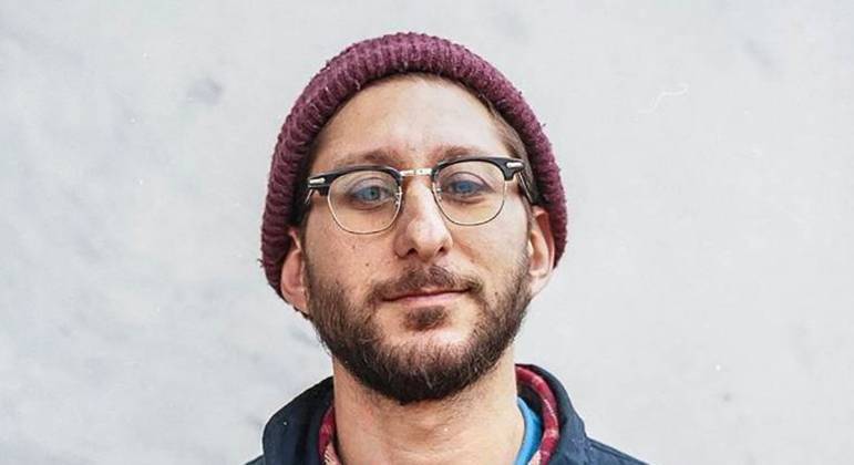 O jornalista americano Danny Fenster, que estava detido em  Mianmar, foi solto