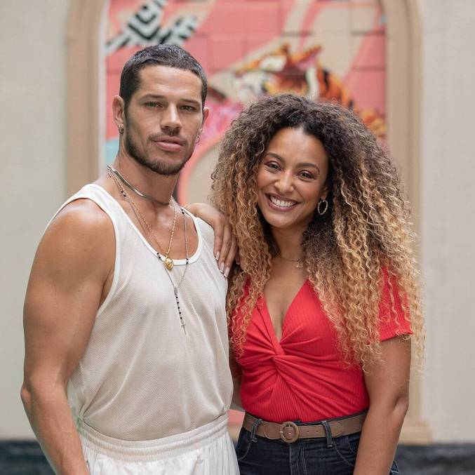 José Loreto e Sheron Menezzes, estrelas de “Vai na Fé”