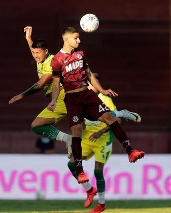 Além do Palmeiras, ele chegou a ser cogitado pelo River Plate, que procura um substituto para Julian Álvarez, vendido ao Manchester City