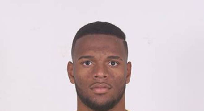 Jovem e promissor , o goleiro Carlos Miguel se aproximou de renovar o vínculo existente com o Internacional. O jogador se destacou principalmente pelo bom trabalho feito na Co