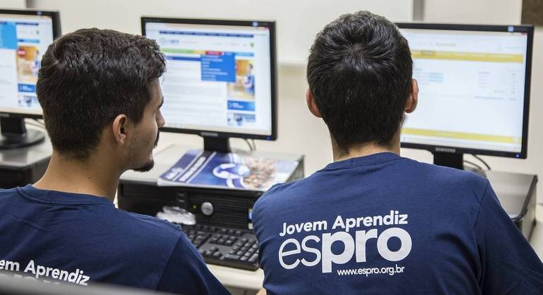 Jovens com vulnerabilidade social são capacitados para o mercado de trabalho