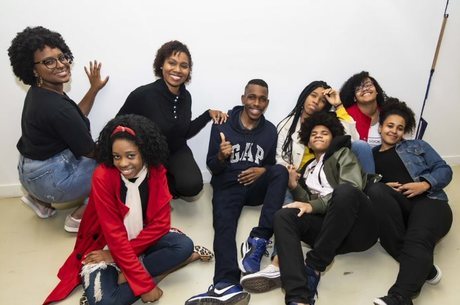 Jovens integrantes do projeto Meninas Negras