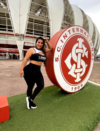 Ju Figueiró tem 30 mil seguidores no Instagram, 200 mil no Tik Tok e seu próprio site. Também já foi musa do carnaval de São Paulo, pela Acadêmicos do Tucuruvi. Ela também representa o Internacional de Porto Alegre no 