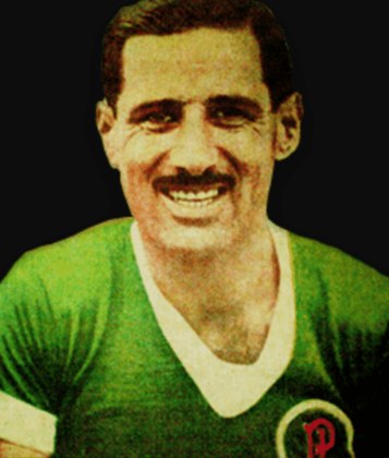Juan Raúl Echevarrieta - Argentino, se aposentou no São Bento de Marília em 1945. 