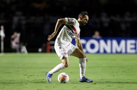 Juanfran se vê como "quase brasileiro"