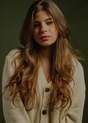 Julia Prado está no elenco de "Reis"
