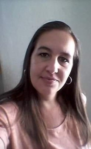 Juliana estuda com os filhos