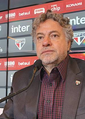 Presidente do São Paulo, Julio Casares, durante entrevista