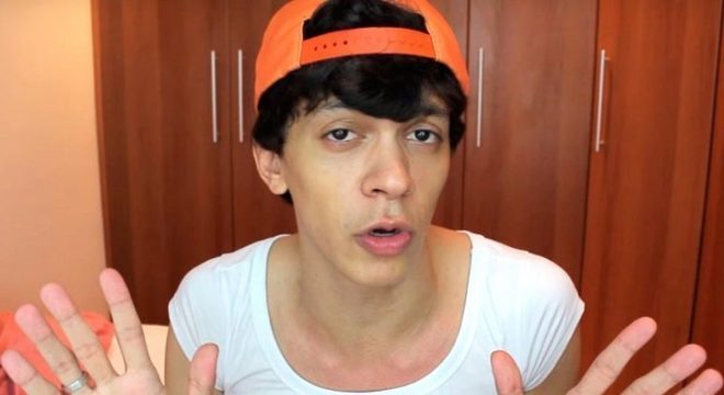 Youtuber Cocielo é condenado a pagar R$ 7 milhões por racismo durante a Copa