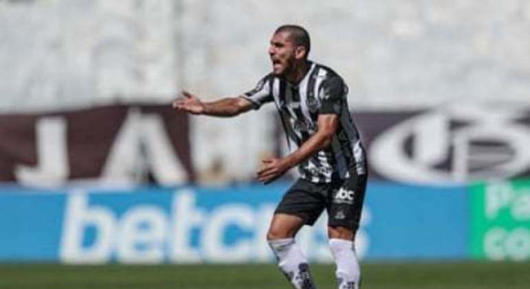 Junior Alonso é um dos pilares da sólida defesa do Atlético-MG na temporada 2021
