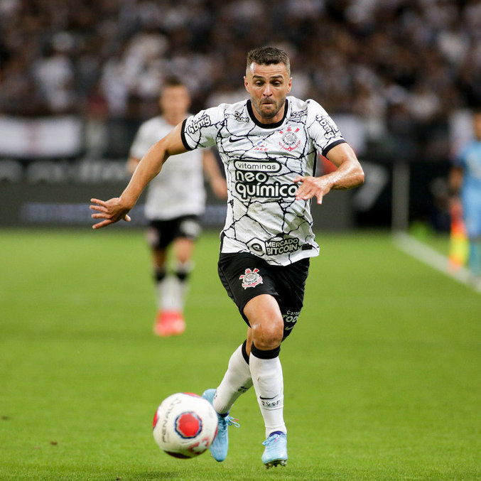 Atacante Junior Moraes em jogo pelo Timão
