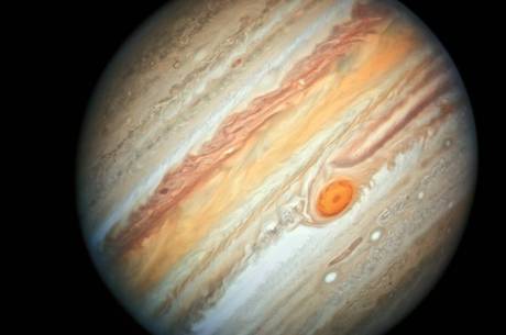 Júpiter faz conjunção com Saturno
