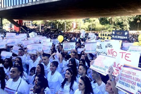 Manifestação começou e terminou no vão livre do Masp