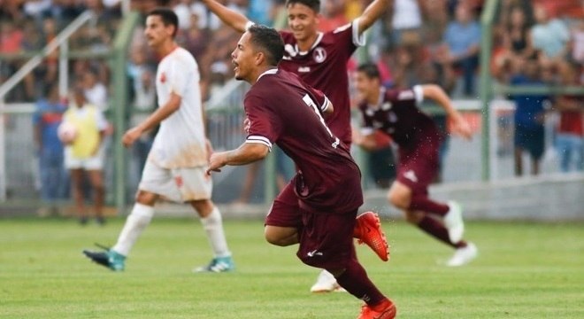 Rikelmi marca o primeiro gol da 51ª edição da Copinha na vitória do Juventus