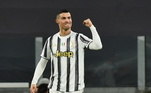 De volta à Itália, a Juventus bateu a Roma no clássico por 2 a 0. Cristiano Ronaldo, logo no início da partida, abriu o placar para a equipe de Turim. Na segunda etapa, Ibañez, contra, decretou o placar final