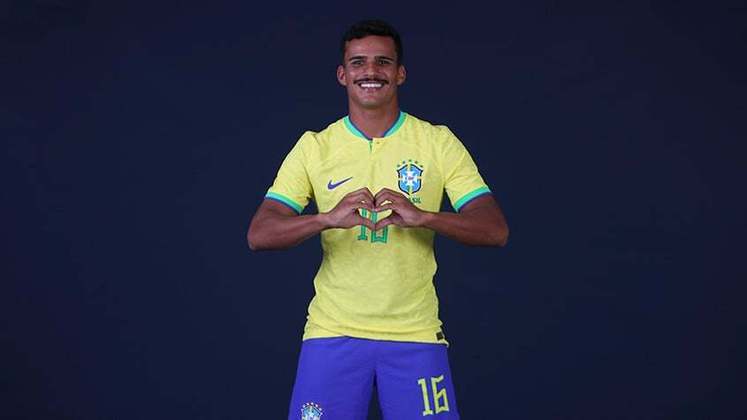 Kaiki Bruno, 20 anos - Lateral-esquerdo - Cruzeiro / Kaiki foi convocado para o Sul-Americano, mas não recebeu a liberação do Cruzeiro para os últimos amistosos. Ainda não se sabe se o clube vai liberar o jogador para a disputa da Copa do Mundo. 