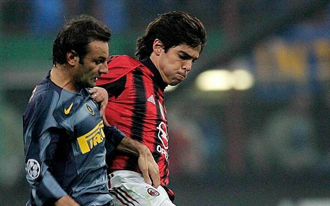 Kaká (41 anos) - Último brasileiro a conquista a Bola de Ouro, quando atuava justamente no Milan, o ex-jogador está no radar da Confederação Brasileira de Futebol (CBF) para assumir o cargo de próximo diretor de seleções.