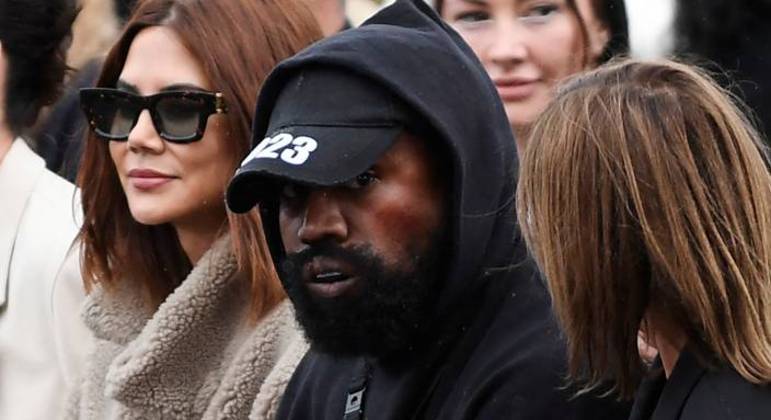 Kanye West fez críticas a Adidas por meio das redes sociais