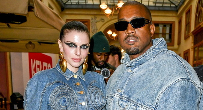Julia Fox opinou sobre desavença entre Kanye West e Pete Davidson
