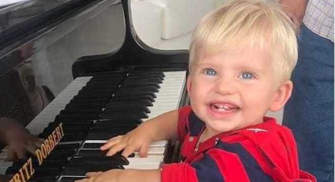 karina bacchi enrico piano