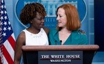 O presidente dos Estados Unidos, Joe Biden, anunciou na última quinta-feira (5) a nomeação de Karine Jean-Pierre como a próxima porta-voz da Casa Branca, concedendo esse cargo de alto nível a uma mulher negra e abertamente lésbica pela primeira vez. Jean-Pierre substituirá Jen Psaki, de quem foi vice, a partir de 13 de maio, de acordo com um comunicado da Casa Branca
