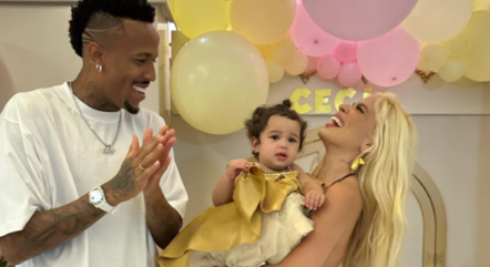 Karoline Lima se reaproximou de Militão no aniversário da filha deles, Cecília