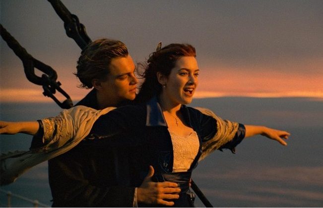 A atriz, Kate Winslet, estrela de "Titanic" criticou o que chamou de vaidade hollywoodiana