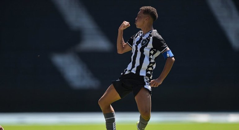 Kauê (Botafogo) - Volante de 16 anos e capitão do sub-17, já tem multa de 45 milhões de euros para o exterior.