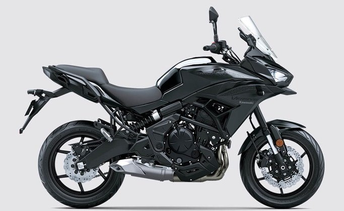 Por último, está a única da marca Kawasaki na lista, a Versys 650, vendida pelo valor a partir de R$ 50 mil a usada