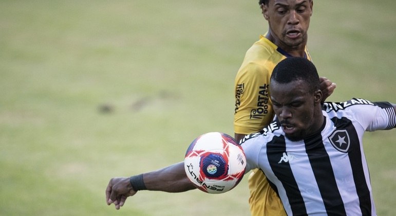 Babi deixa o seu, mas Botafogo só empata e perde chance de ir ao G-4 -  Futebol - R7 Campeonato Carioca