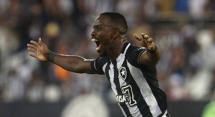 Kayque não jogava desde julho do ano passado