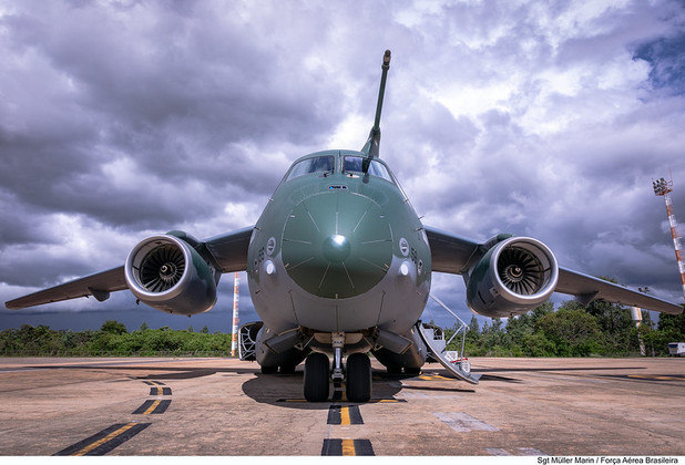 Veja fotos do avião que vai resgatar brasileiros na Ucrânia