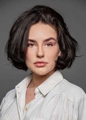Kéfera Buchmann integra o elenco de 'Gaslight', em cartaz no Procópio Ferreira