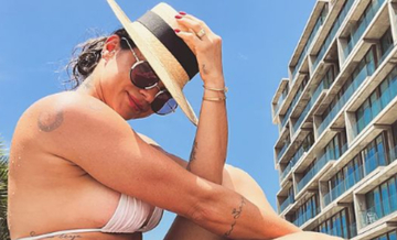 Kelly Key posa de biquíni, e mãe da cantora reage: 'Pernas lindas e torneadas, igual da mamãe' (Reprodução/Instagram/@oficialkellykey)