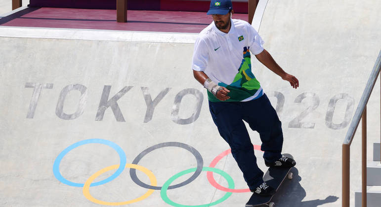 Kelvin Hoefler reconheceu que fez história ao estar no primeiro pódio olímpico do skate